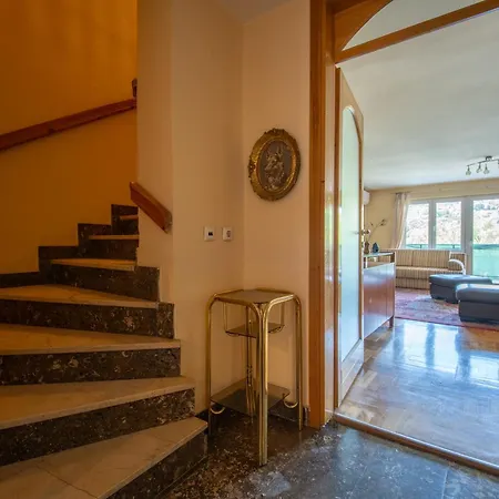 Apartment Auris 2