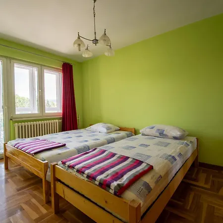 Apartment Auris 2 *